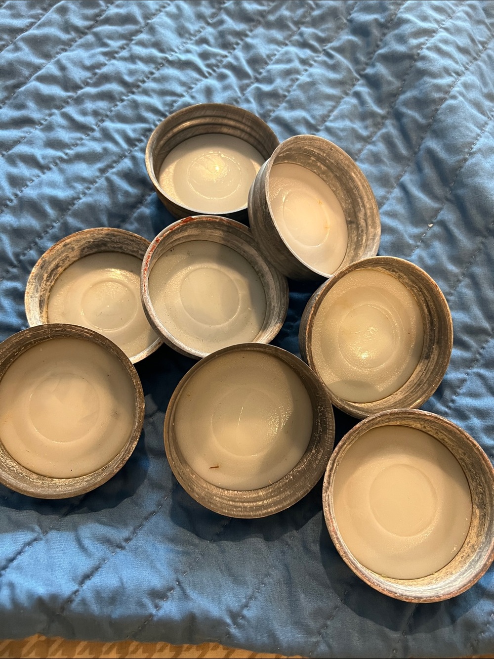 - Set of 8